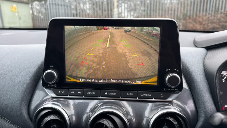 Nissan Juke 1.0 DiG-T N-Connecta 5dr Petrol Hatchback